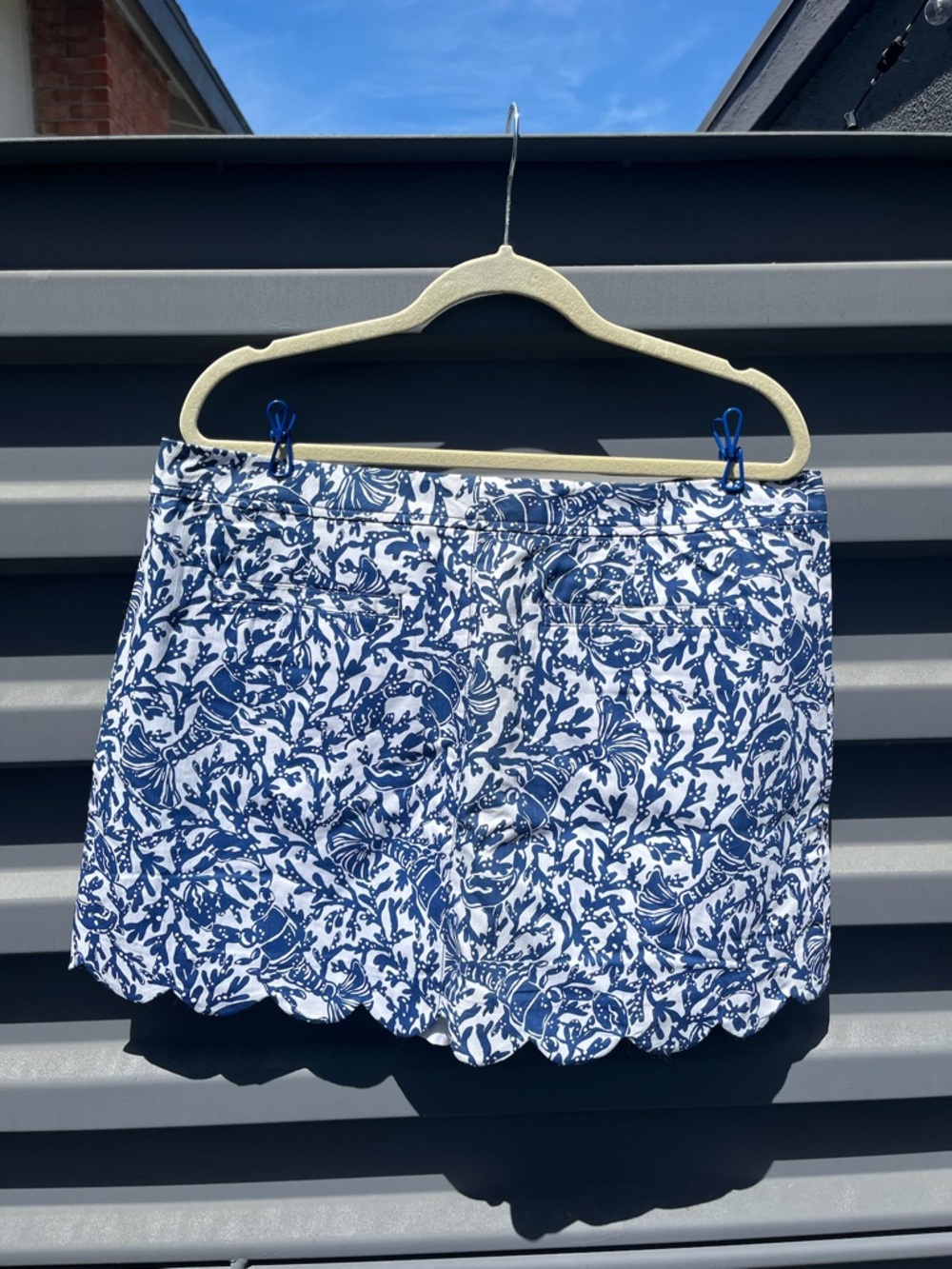 Lilly Pulitzer Navy and White Floral Skort - Picture 4 of 5